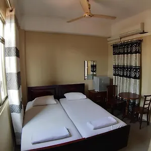 https://city-hotel-pettah.negombohotels.net